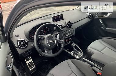 Хэтчбек Audi A1 2018 в 