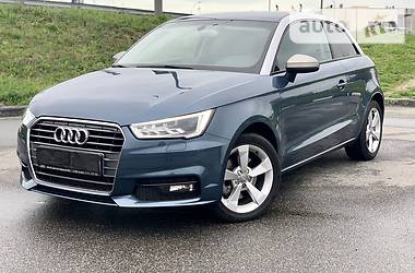 Хэтчбек Audi A1 2018 в 
