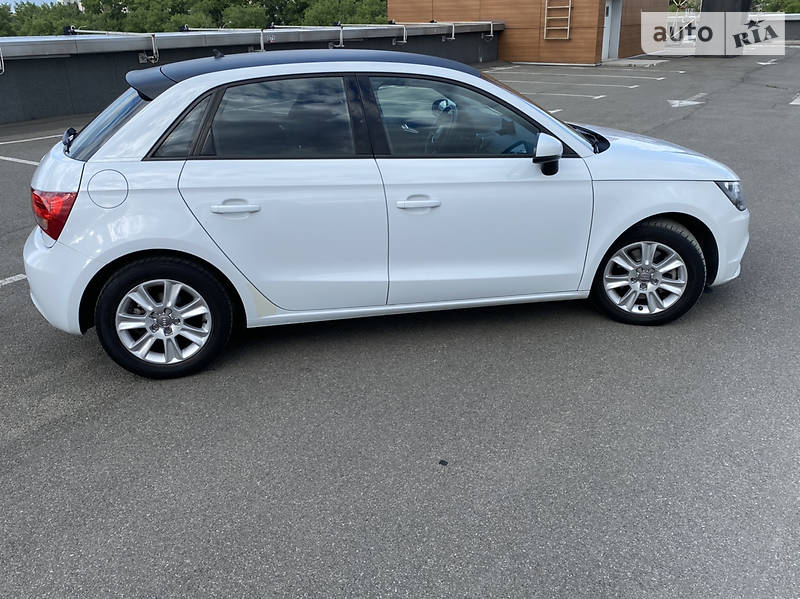 Хэтчбек Audi A1 2013 в Киеве