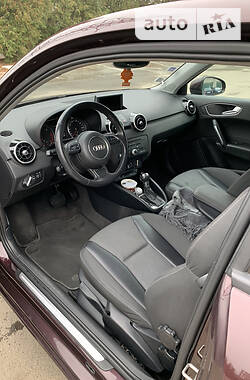 Хэтчбек Audi A1 2011 в Львове