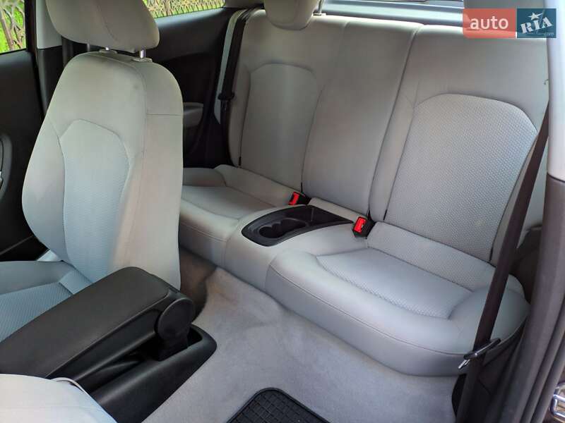 Хетчбек Audi A1 2010 в Івано-Франківську