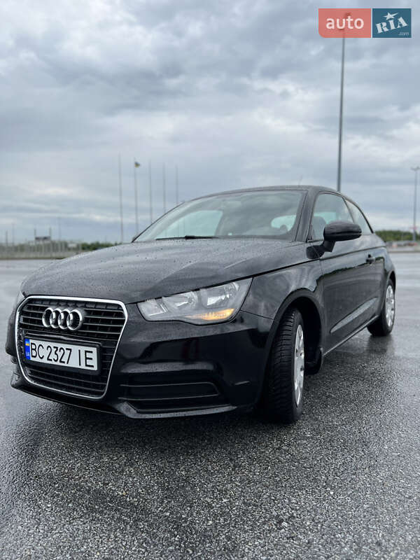 Хэтчбек Audi A1 2011 в Львове
