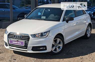 Хэтчбек Audi A1 2016 в Киеве