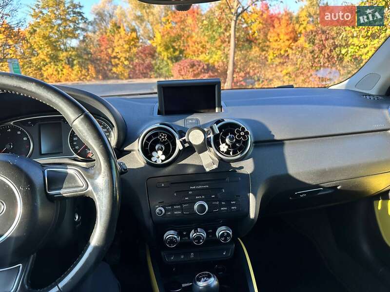 Хэтчбек Audi A1 2011 в Ровно