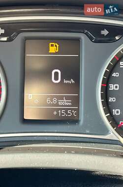 Хетчбек Audi A1 2011 в 