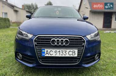 Хэтчбек Audi A1 2012 в 