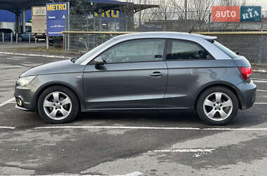 Хетчбек Audi A1 2012 в Івано-Франківську