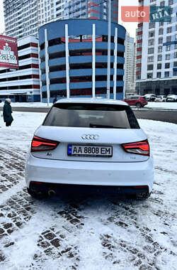 Хэтчбек Audi A1 2015 в Киеве