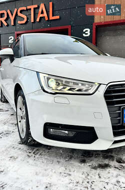 Хэтчбек Audi A1 2015 в Киеве