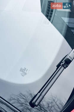 Хетчбек Audi A1 2012 в 