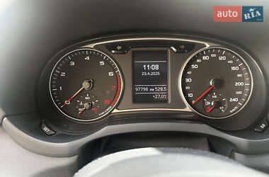 Хэтчбек Audi A1 2013 в 