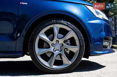 Хетчбек Audi A1 2015 в 