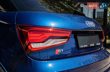 Хетчбек Audi A1 2015 в 