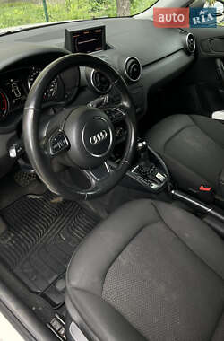 Хэтчбек Audi A1 2013 в 