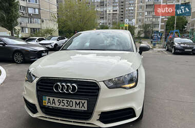 Хэтчбек Audi A1 2013 в 