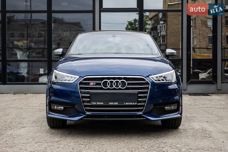 Хэтчбек Audi A1 2015 в Киеве