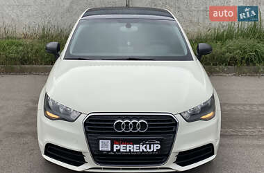 Хэтчбек Audi A1 2013 в 