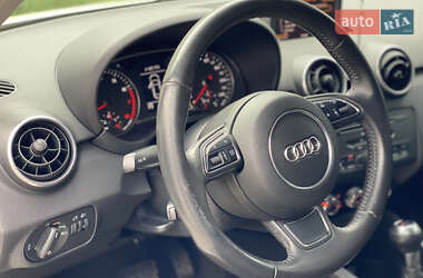 Хэтчбек Audi A1 2013 в 