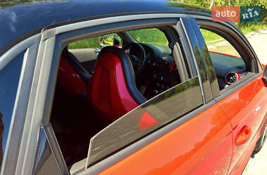 Хэтчбек Audi A1 2013 в 