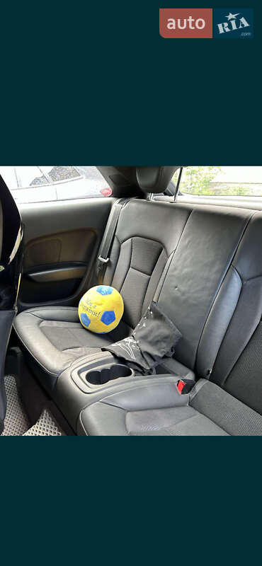 Хэтчбек Audi A1 2011 в Умани