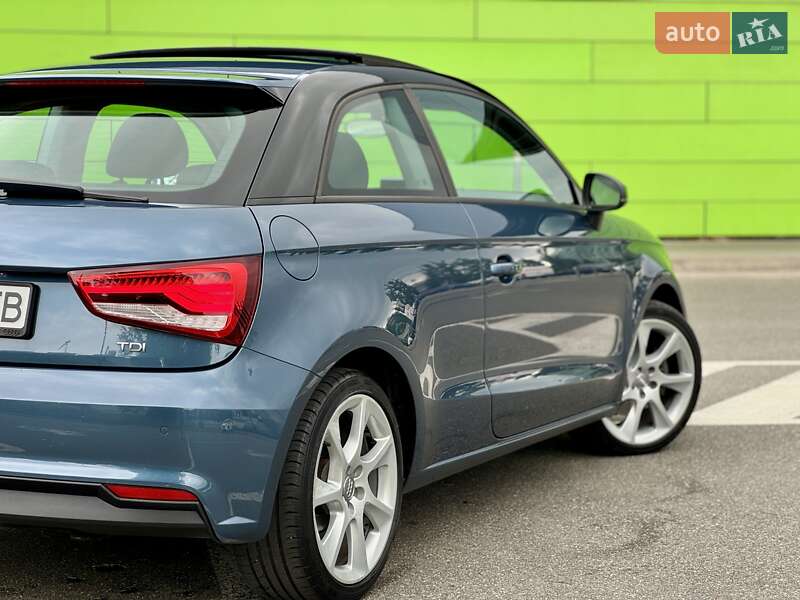 Хэтчбек Audi A1 2015 в Киеве