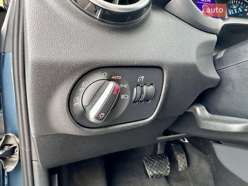 Хэтчбек Audi A1 2015 в Киеве