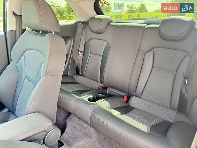 Хэтчбек Audi A1 2011 в Ужгороде