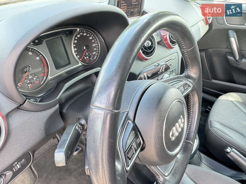 Хэтчбек Audi A1 2011 в Ужгороде