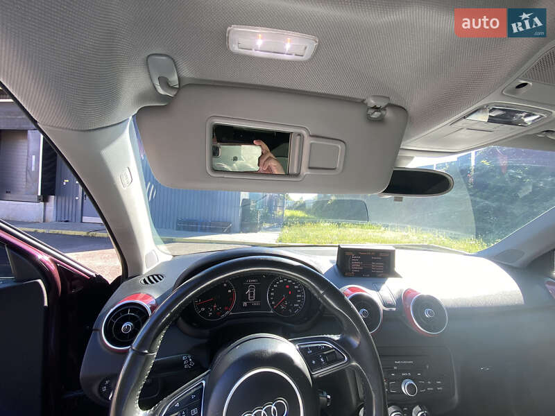 Хэтчбек Audi A1 2011 в Ужгороде