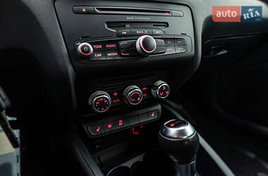 Хэтчбек Audi A1 2013 в 