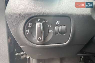 Хэтчбек Audi A1 2011 в 
