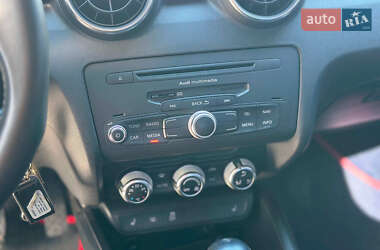 Хэтчбек Audi A1 2014 в 