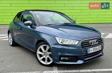 Хэтчбек Audi A1 2015 в 