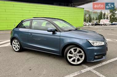 Хэтчбек Audi A1 2015 в 