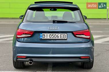 Хэтчбек Audi A1 2015 в 