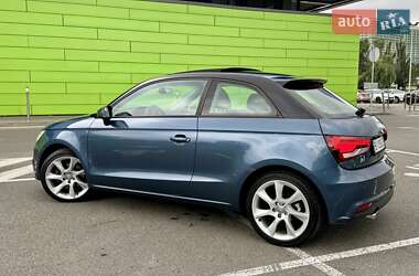 Хэтчбек Audi A1 2015 в 