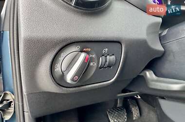 Хэтчбек Audi A1 2015 в 