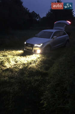 Хэтчбек Audi A1 2013 в 