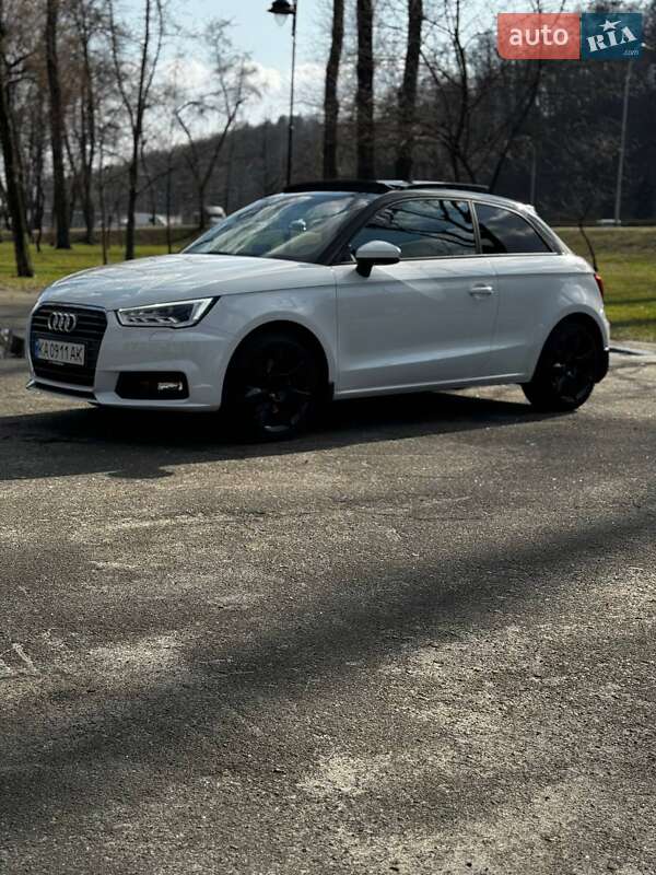 Хэтчбек Audi A1 2015 в Киеве