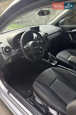 Хэтчбек Audi A1 2015 в 