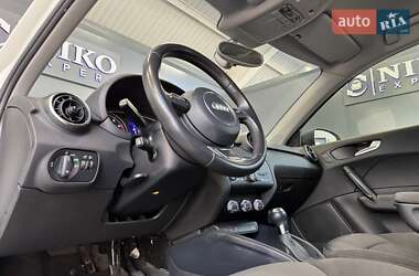 Хэтчбек Audi A1 2013 в 
