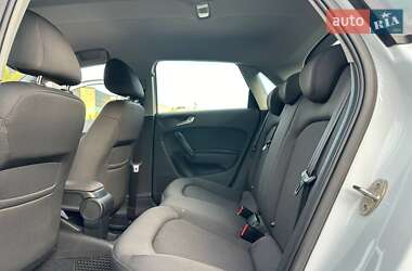 Хэтчбек Audi A1 2013 в 