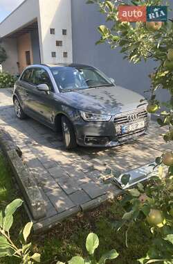 Хэтчбек Audi A1 2015 в 