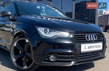 Хэтчбек Audi A1 2011 в 