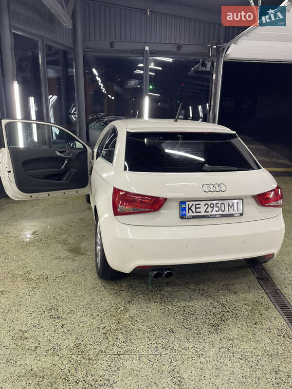 Хэтчбек Audi A1 2011 в Кривом Роге