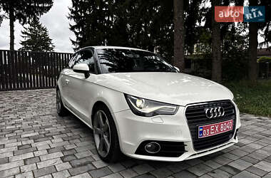 Хэтчбек Audi A1 2011 в 