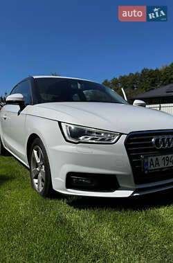 Хетчбек Audi A1 2014 в 