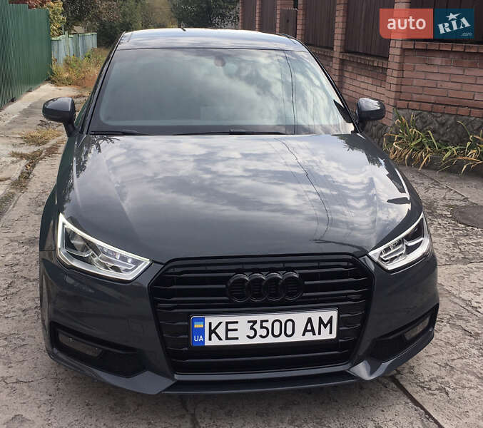 Хетчбек Audi A1 2015 в Кам'янському фото Хетчбек Audi A1 2015 в Кам'янському