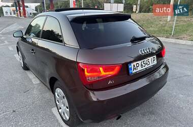 Хетчбек Audi A1 2012 в 