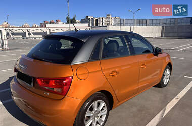 Хетчбек Audi A1 2013 в 
